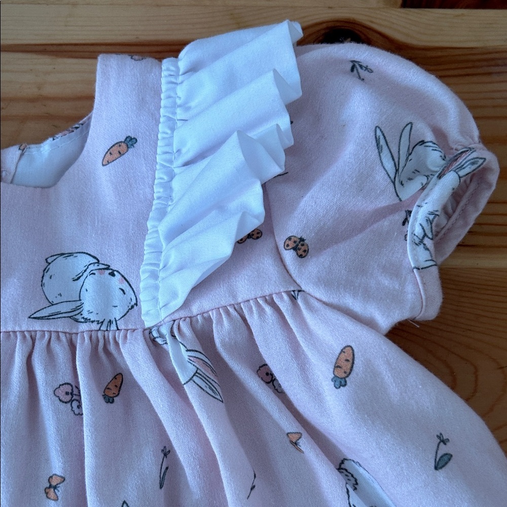 Lulu Bebe 12 mo Pink Bunny 🐰 Print Ruffle Cotton Baby Dress - Picture 4 of 8